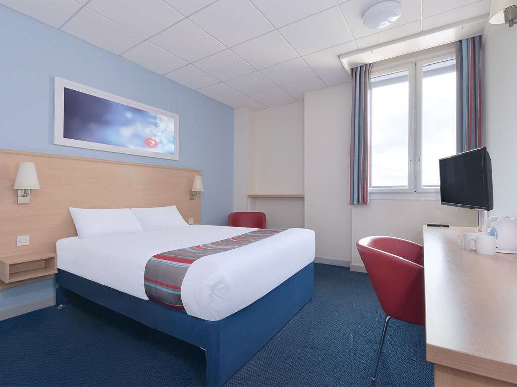Travelodge Bath Central Δωμάτιο φωτογραφία